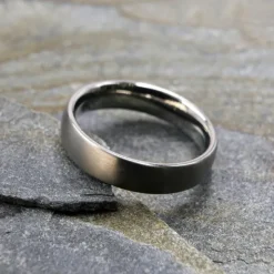 Anillo Solitario Titanio Personalizable