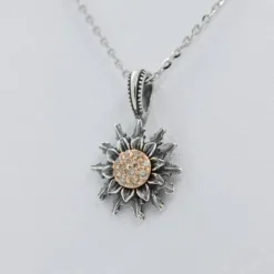 Colgante Eguzkilore Plata Envejecida y Circonitas 14mm
