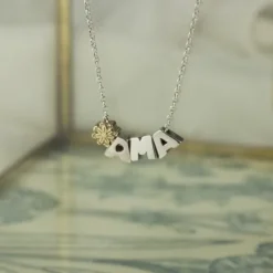 Gargantilla Ama Iniciales Plata con Motivo a Elegir