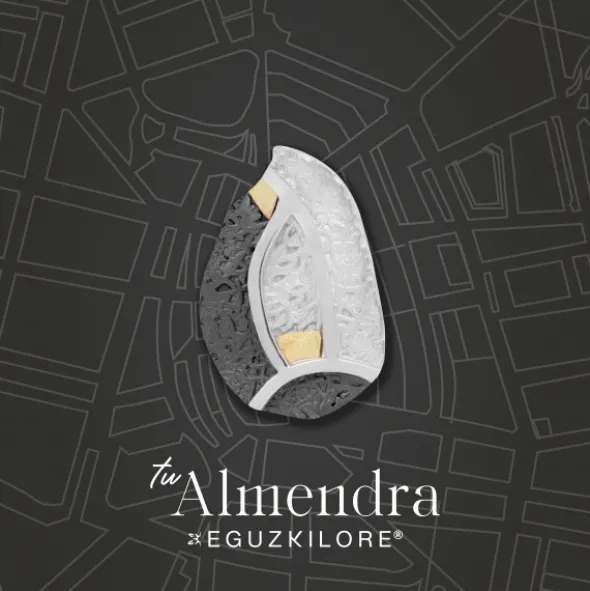 Pulsera Almendra de Vitoria Plata con Lámina de Oro